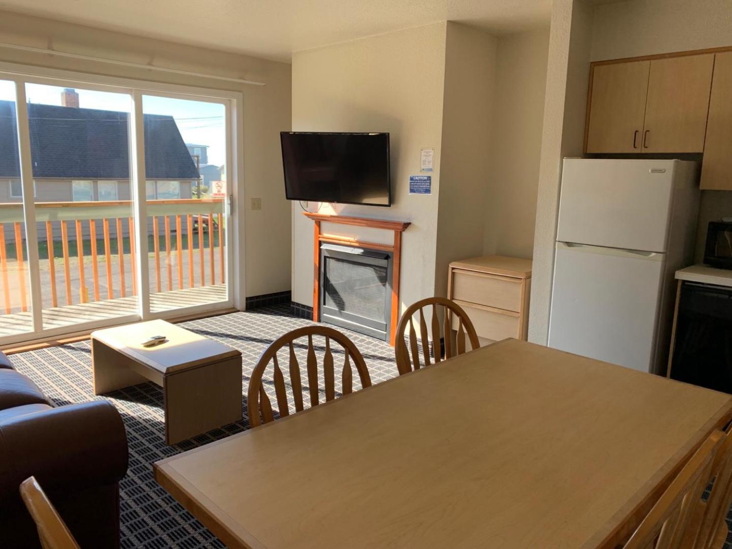 Surfside Resort Рокуэй-Бич Экстерьер фото
